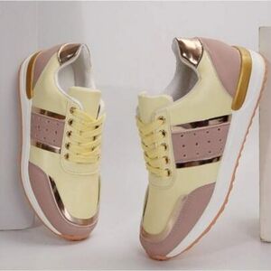 Womens Size 10 Fashionable & Comfortable Round Toe Light Yellow Lace-Up Sneakers